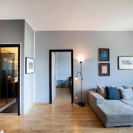 科摩别致奇想公寓 *