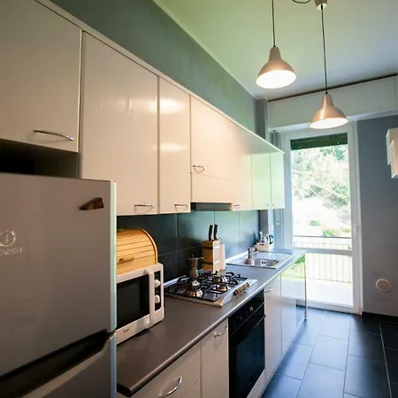 Chic And Freak * Como