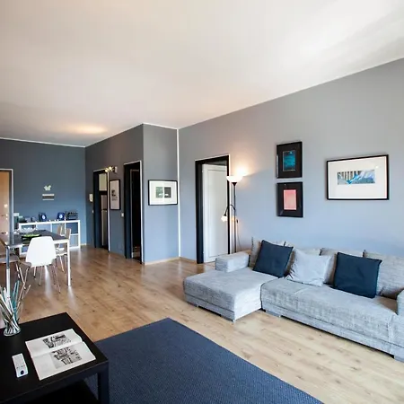 Chic And Freak Apartmán Como