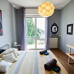 Chic And Freak Apartman Como