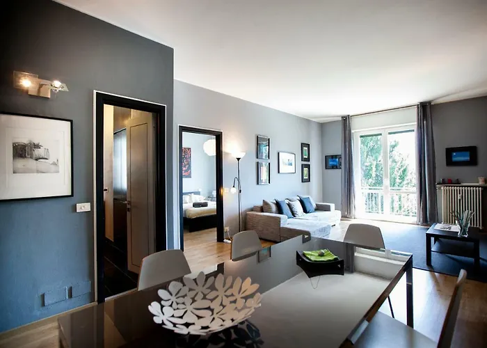 Chic And Freak * コモ